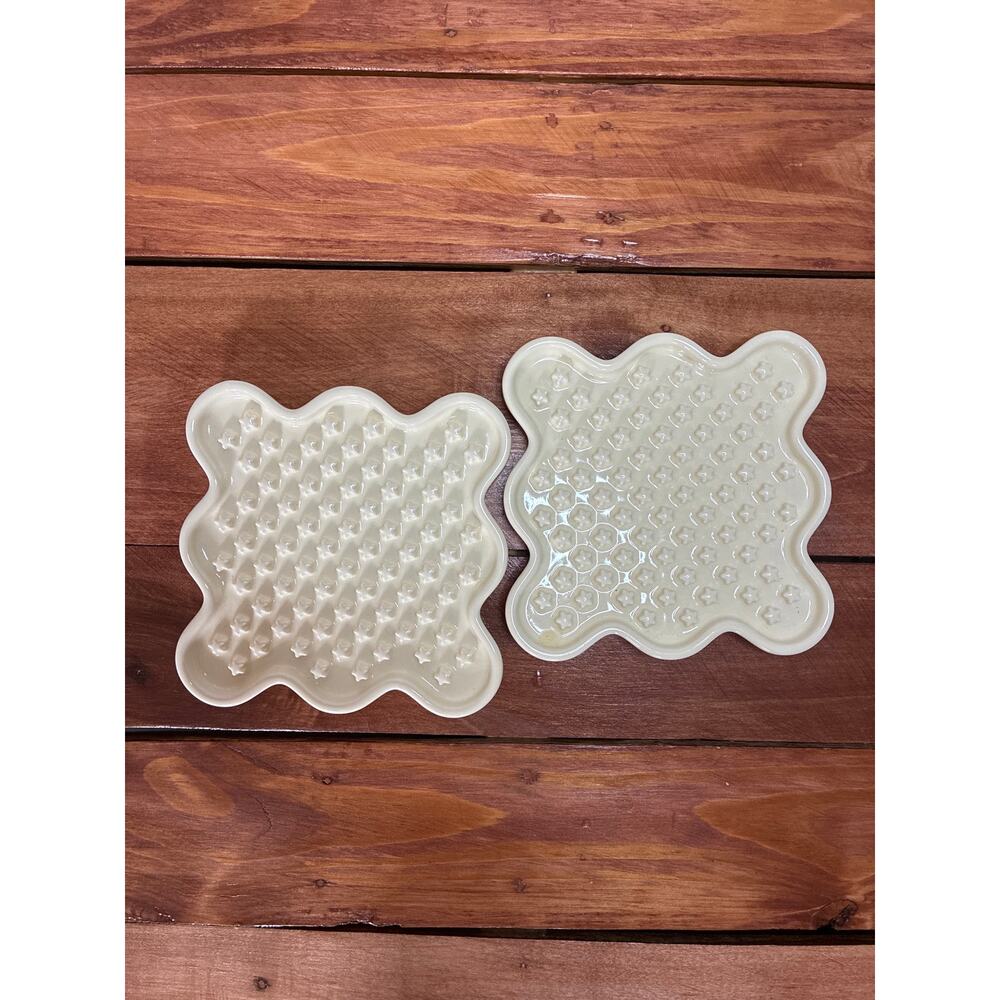 Ceramic Slow Feeder for Cat & Dog in White
